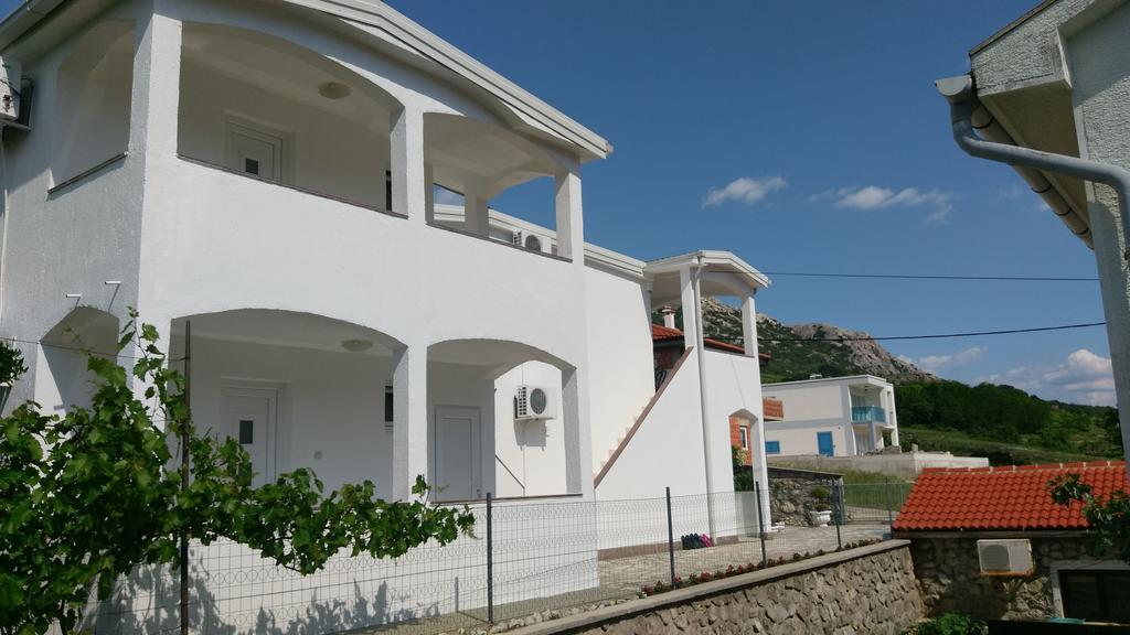 Ruza Apartmani Draga Bašćanska Exterior foto