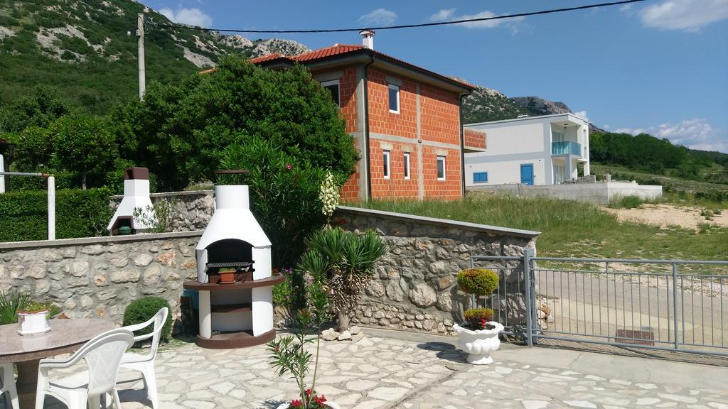 Ruza Apartmani Draga Bašćanska Exterior foto