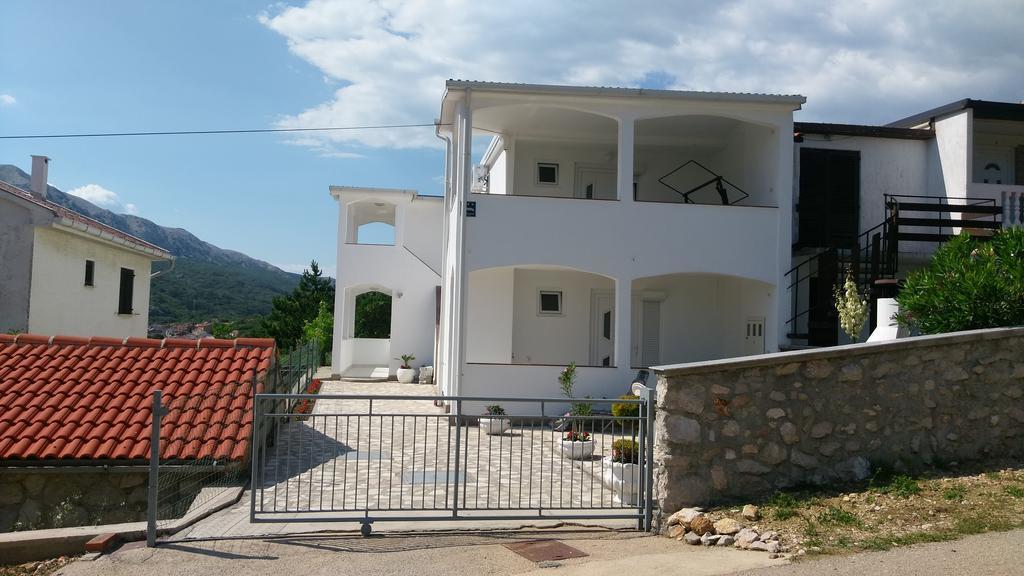 Ruza Apartmani Draga Bašćanska Exterior foto